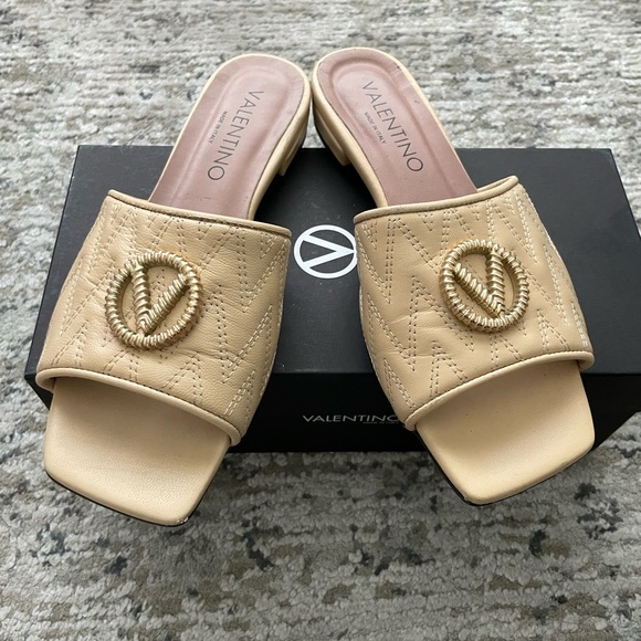 Sold out Mario Valentino Afrodite Quilted Slide Sandals Double Logo - Picture 2 of 9